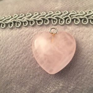 Genuine Rose Quartz Heart Pendant in EC!! This Gem  is Gorgeous!